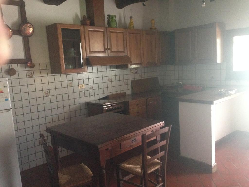 Podere Di Valli Santa Maria a Monte Habitación foto