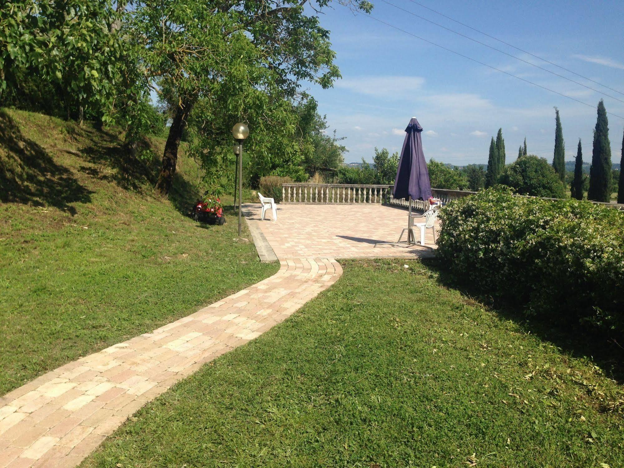 Podere Di Valli Santa Maria a Monte Exterior foto